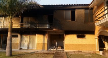 Sicarios queman Hotel Plaza de Aguililla en Michoacán