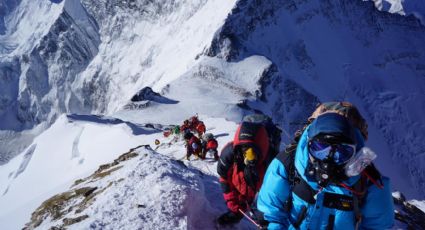 Se eleva a ocho el número de muertos en el Everest este año