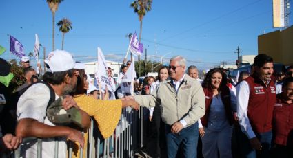 Jaime Bonilla, candidato de Morena emite su voto en Baja California