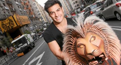 Carlos Rivera dará voz a "Simba" en el live-action del Rey León
