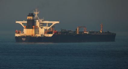 Gibraltar libera a tripulación de petrolero iraní