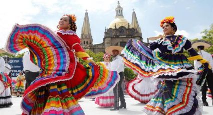 México bate Récord Guinness de danza folclórica más grande del mundo