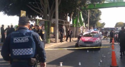 Asesinan a balazos a dos hombres en un taxi en Iztapalapa
