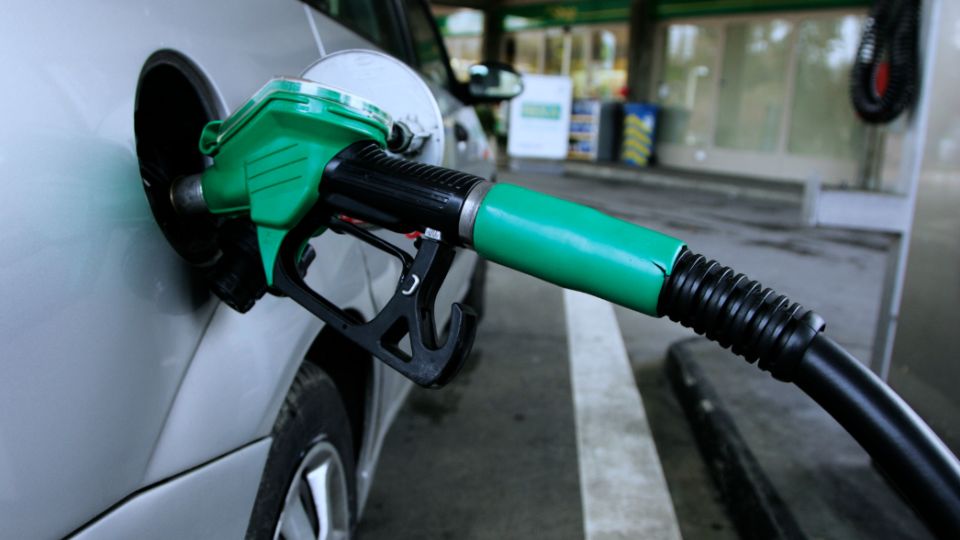 Este inicio de mes, los usuarios deberán pagar más por el precio del litro de gasolina.