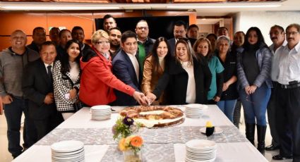 Laura Rojas parte Rosca de Reyes y pide que en 2020 México supere retos (VIDEO)
