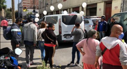 Despiden con globos blancos a niños mazahuas asesinados por La Unión Tepito