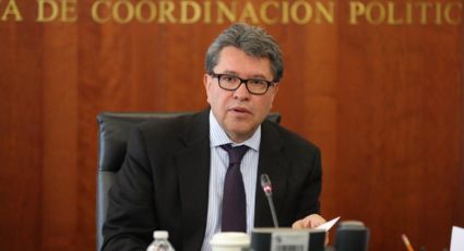 Ricardo Monreal devuelve a comisiones dictamen sobre outsourcing