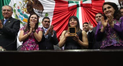 Alexa Moreno recibe en San Lázaro la Medalla al Mérito Deportivo