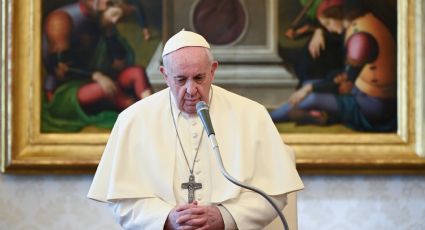 Papa llama a recordar Holocausto, dice que puede suceder otra vez