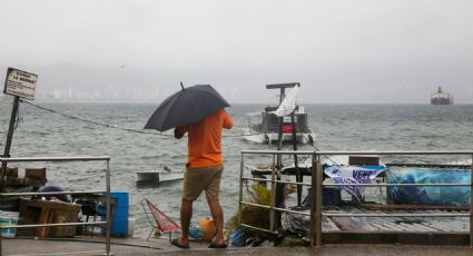 Huracán Rick tocará tierra la tarde noche del domingo entre Lázaro Cárdenas y Zihuatanejo