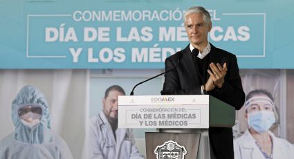 Alfredo Del Mazo rinde homenaje al Sector Salud y médicos que perdieron la vida en pandemia