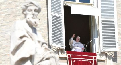 Papa Francisco se aplica la tercera dosis de la vacuna covid