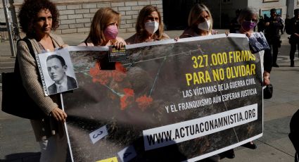 Gobierno Español abre un resquicio para juzgar los crímenes de la dictadura franquista