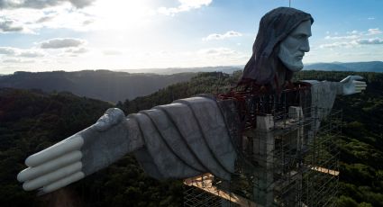 Cristo Protector, un enorme estatua de 43 metros de altura (FOTOS)
