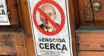 Halconazo: Protesta Comité 68 afuera de la casa de Luis Echeverría