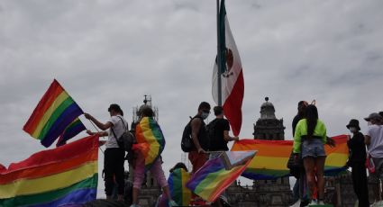 Marcha LGBT 2021: Acuden 5 mil personas a Zócalo de CDMX