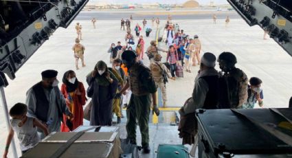 Refugiados de Afganistán: EU evacua a 7 mil personas; Washington dice priorizar la vida