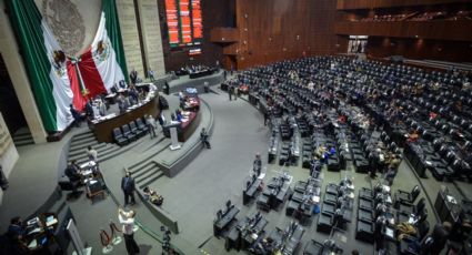 PAN y PRD felicitan a senadores de oposición por frenar reforma constitucional
