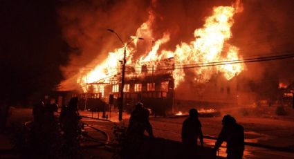 Así fue el incendio en Iquique que dejó más de 100 casas destruidas en Chile