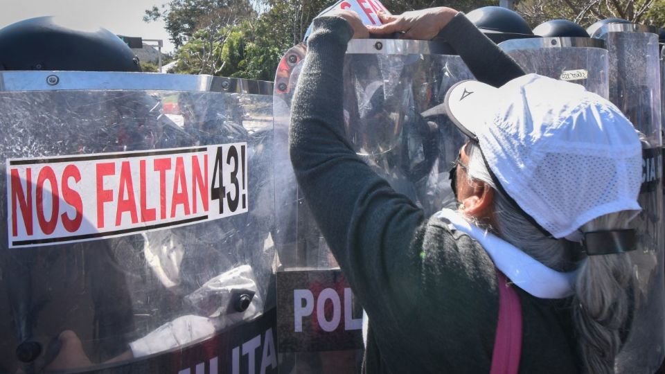 Protestas por los 43 normalistas de Ayotzinapa
