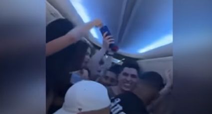 Viajeros provenientes de Canadá que protagonizaron 'pachanga' en pleno vuelo quedan varados en México