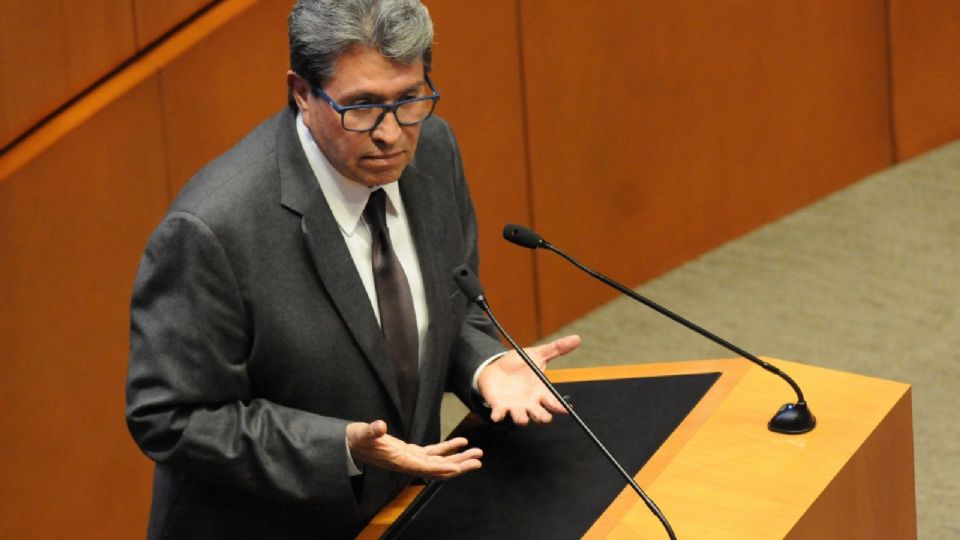 Ricardo Monreal en el Senado de la República.
