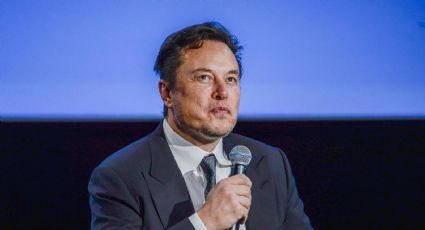 Elon Musk advierte que no cortará los satélites Starlink en Ucrania