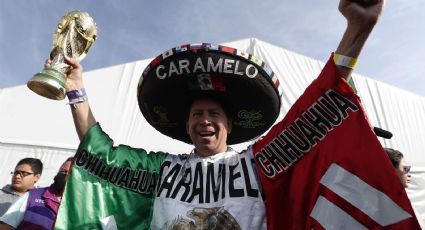 Trofeo de la FIFA dice adiós a México y sigue su recorrido por el mundo