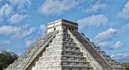 Turista sube a la pirámide de Chichén Itzá y es detenido | VIDEO