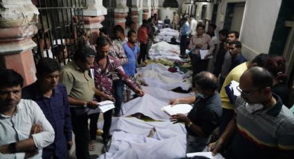 Aumentan a 138 los muertos tras el colpaso del puente Gujarat en India