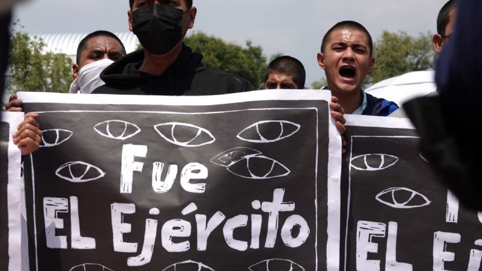 Marcha por la desaparición de los 43 normalistas de Ayotzinapa.
