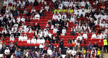 Qatar 2022: Aficionados casi se golpean durante el primer partido; terminan siendo amigos
