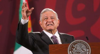 AMLO afirma que material de construcción en los hoteles en Holbox causa incendios