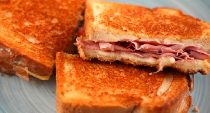 Sándwich doradito de jamón, haz esta preparación y queda maravillado con su sabor