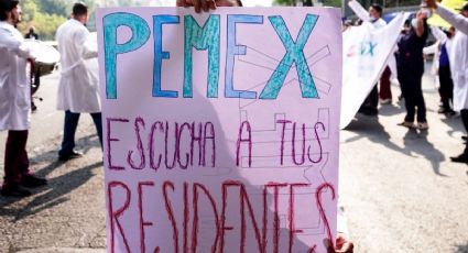 Médicos residentes de Pemex piden pago de aguinaldos: 'Queremos seguir con nuestra formación'