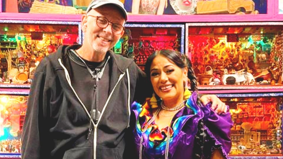 Lila Downs y su esposo, el saxofonista Paul Cohen.