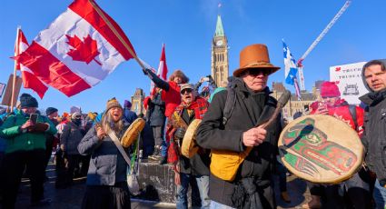 Protestas de antivacunas paralizan Ottawa; declaran Estado de Emergencia