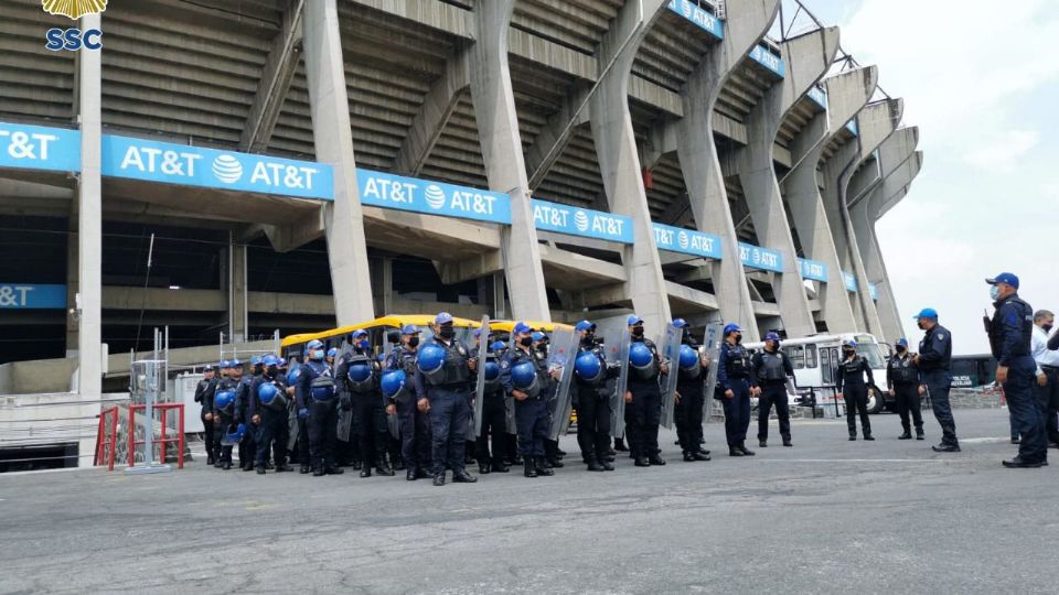 La SSC despliega elementos de seguridad para el partido América-Chivas de la Concacaf.