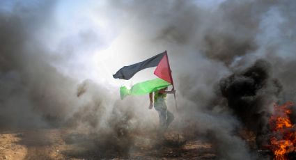La policía israelí ataca a palestinos en Al Aqsa durante Ramadán