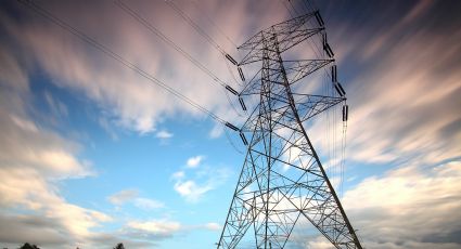Juez federal concede al Cemda primer amparo contra la Ley de la Industria Eléctrica