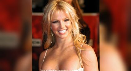 ¿Britney Spears en México? Así posó desnuda sobre la arena