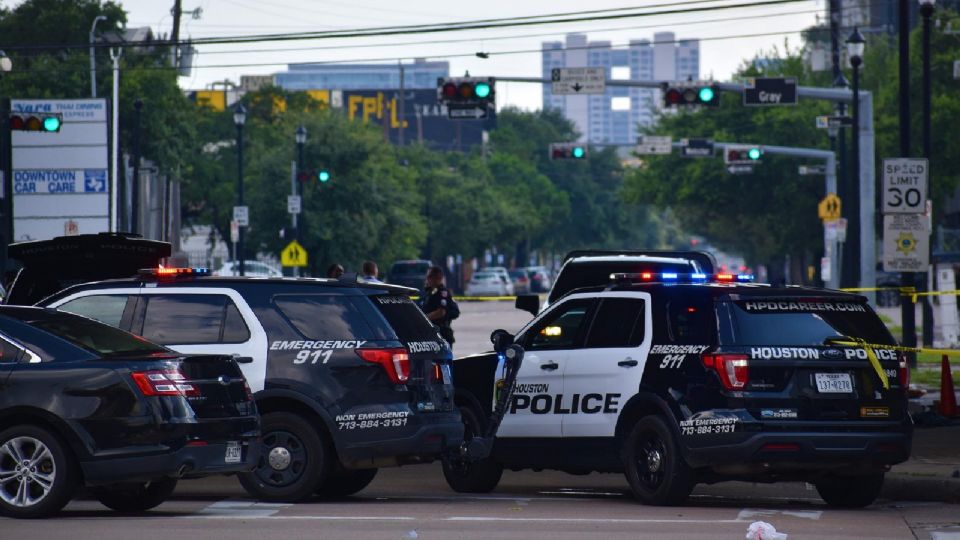 Se reportan dos muertos en tiroteo en Texas