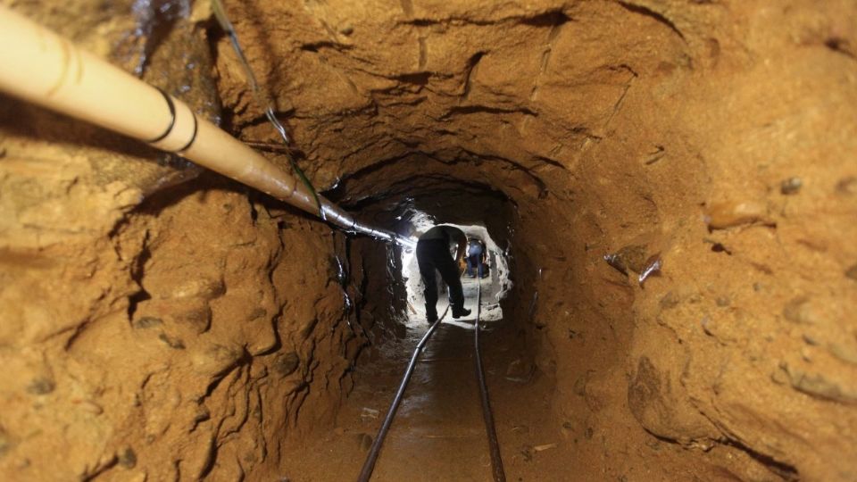 El túnel cuenta con electricidad