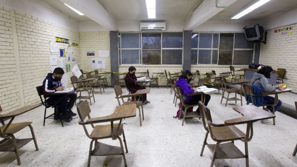 Mesa de trabajo continua sus labores sobre las Escuelas de Tiempo Completo