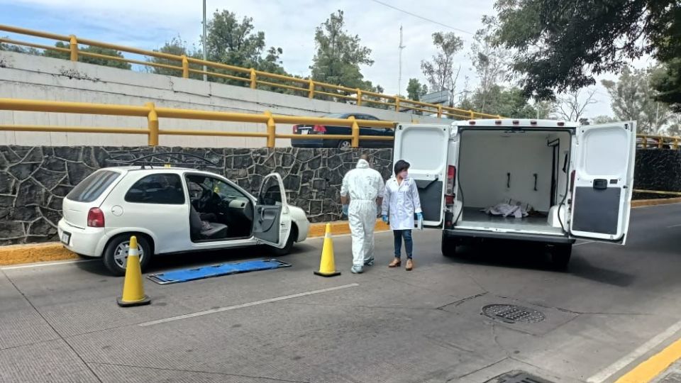 El conductor circulaba sobre Río Churubusco y se detuvo de manera intempestiva porque había muerto.