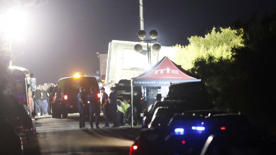 Sube a 27 número de mexicanos identificados en tragedia en Texas.