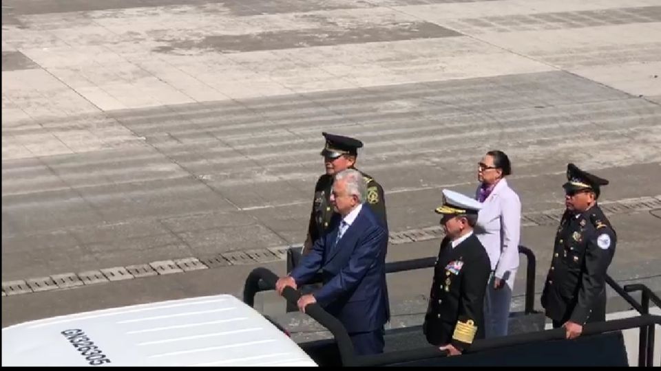 AMLO insiste en que la Guardia Nacional debe pasar a la Sedena.