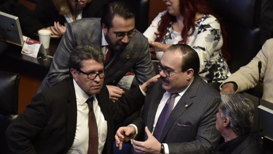 Ricardo Moreal, coordinador de la bancada de Morena en el Senado; y Jorge Carlos Ramírez Marín, senador del PRI.