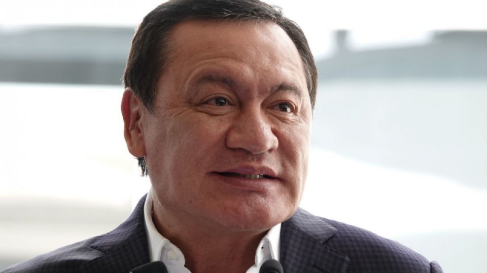 El coordinador del PRI en el Senado, Miguel Ángel Osorio Chong.