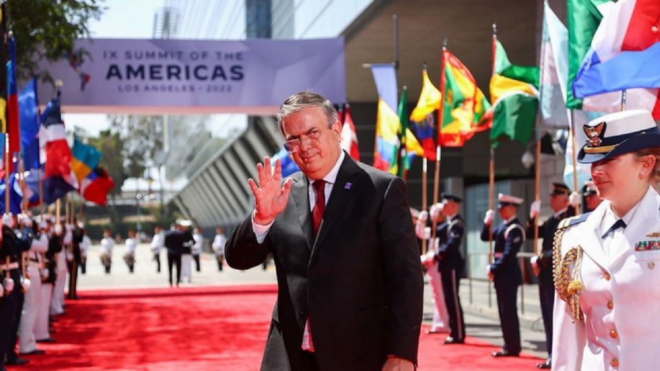 El canciller mexicano Marcelo Ebrard, asistió en representación del Presidente de Mèxico a la Cumbre de las Américas.